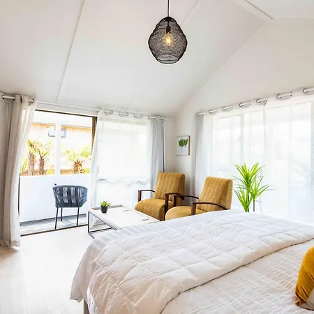Spacious, Breezy Studio Apartment, Moments From Downtown And Beach Mount Maunganui Exterior photo
